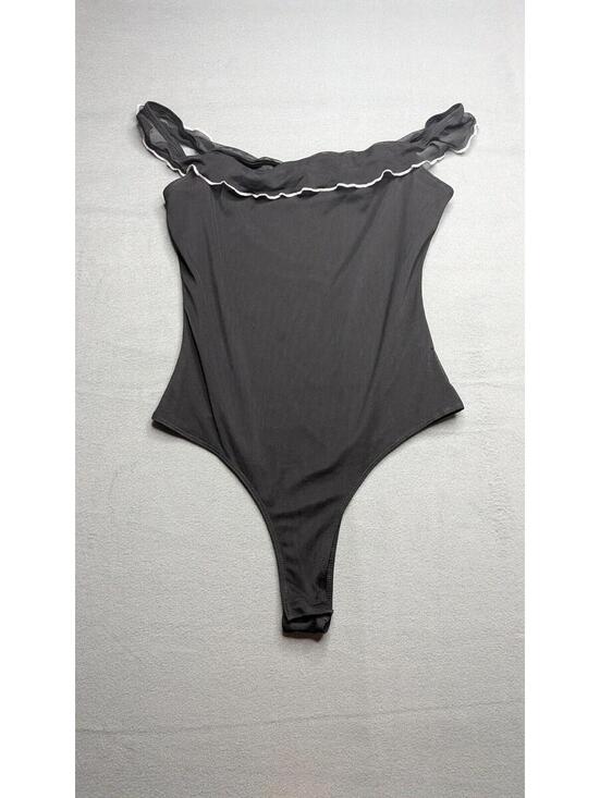 Princess Polly Other - Princess Polly Bodysuit Womens 6 Black Off Shoulder Ruffle Mesh Thong Stretch
